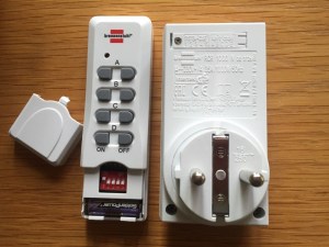 Funksteckdosen mit DIP-Schalter, Foto HoSI